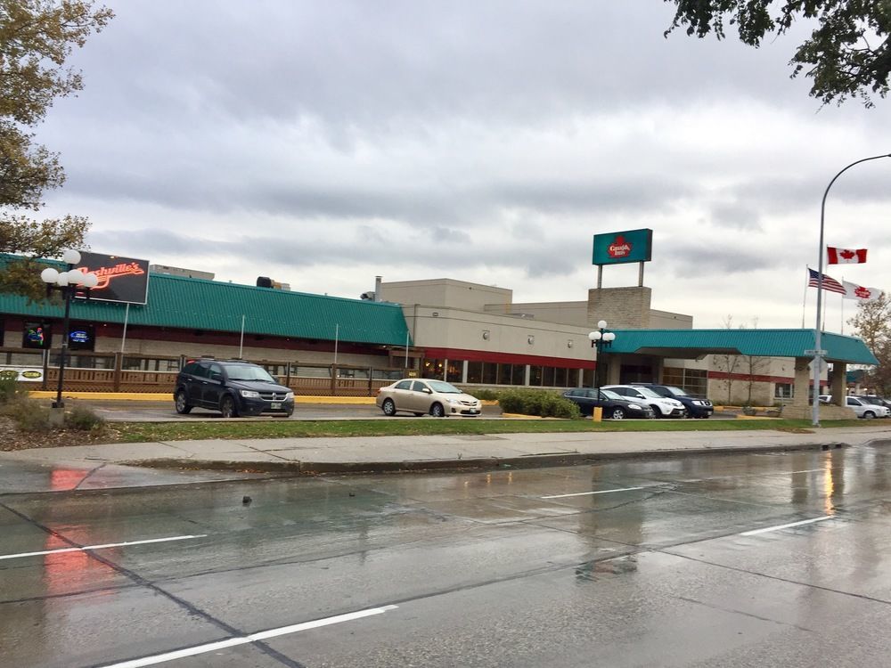 Canad Inns Destination Centre Transcona Winnipeg Exterior photo